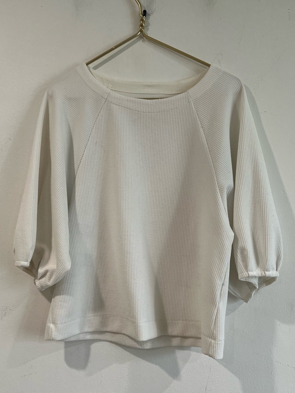 MAUVE White Waffle Knit Pullover Top M